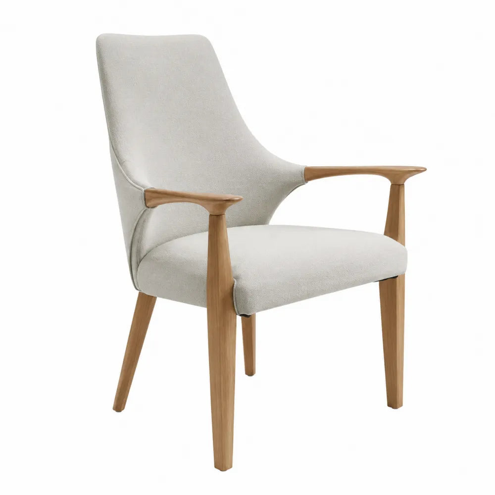 Silla de tela con patas de madera